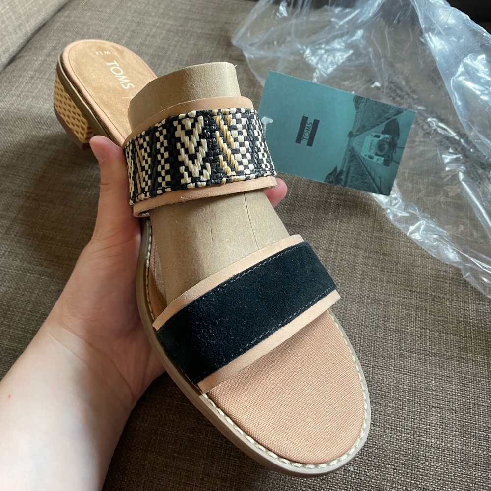 TOMS mariposa black and tan sandals